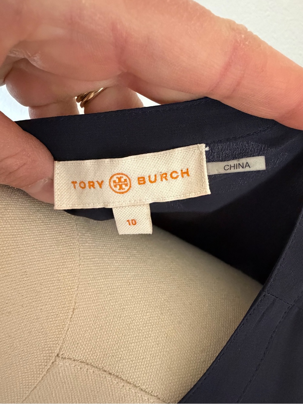 Tory Burch Navy Blue 100% Silk Sleeveless Blouse Size 10 - Picture 4 of 5